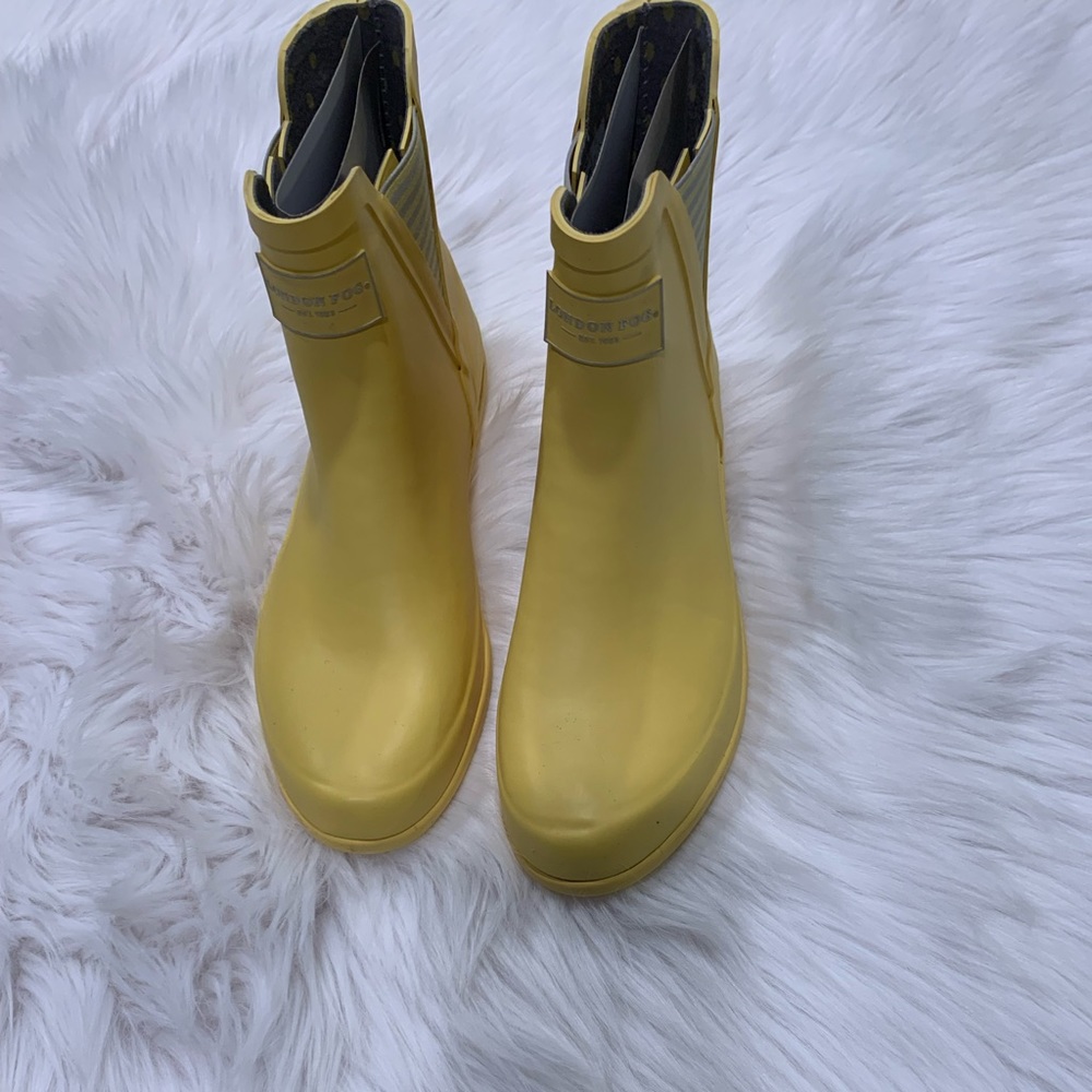 London Fog Rain Boots